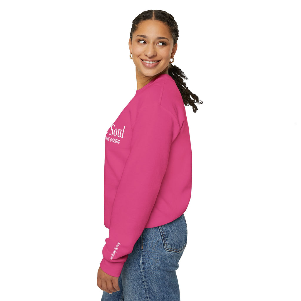 Embroidered Beach Daydream Cozy Crew