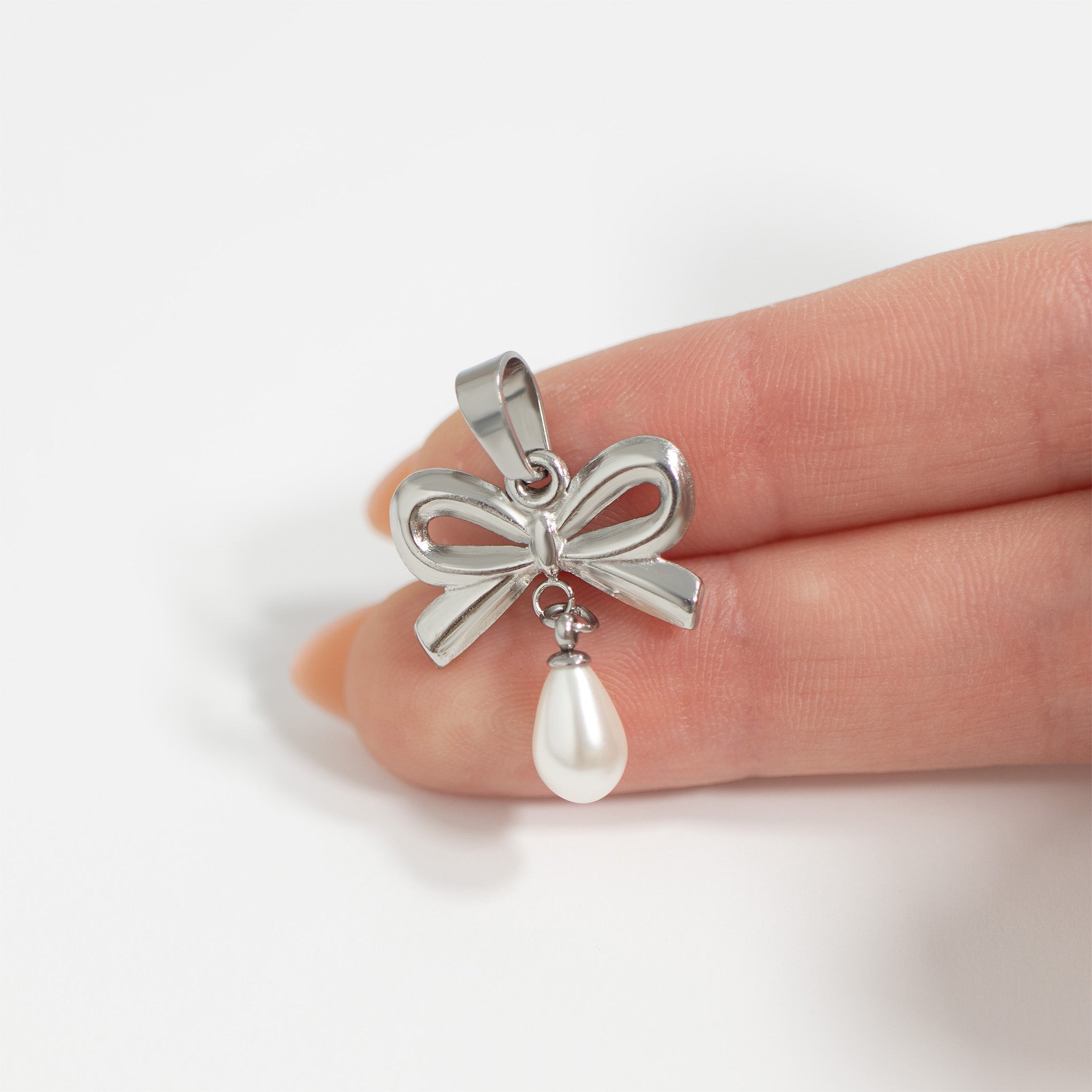Pearl Bow Charm